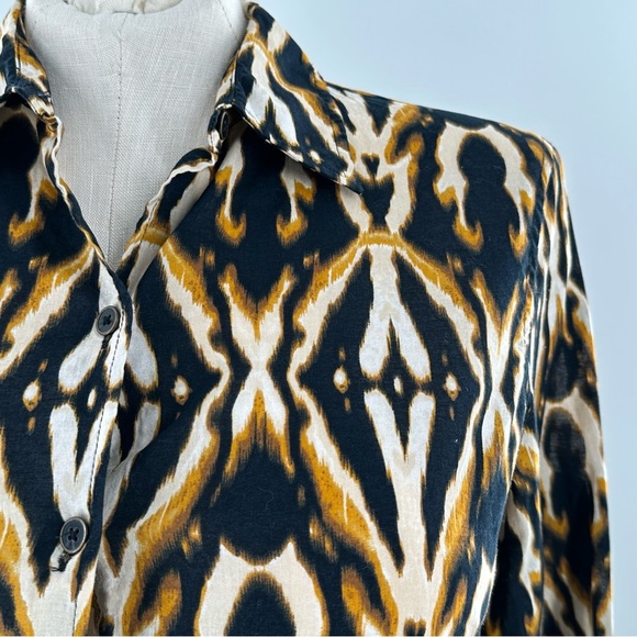 Jones New York signature womens top size L black gold button down tiger print - Picture 2 of 11